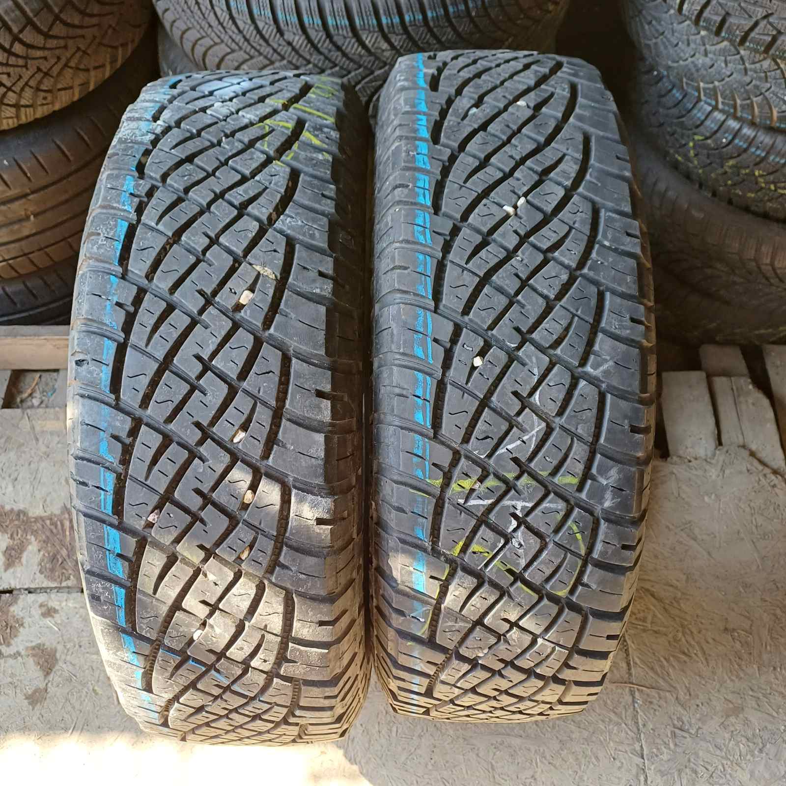 General Grabber AT 215/70R16